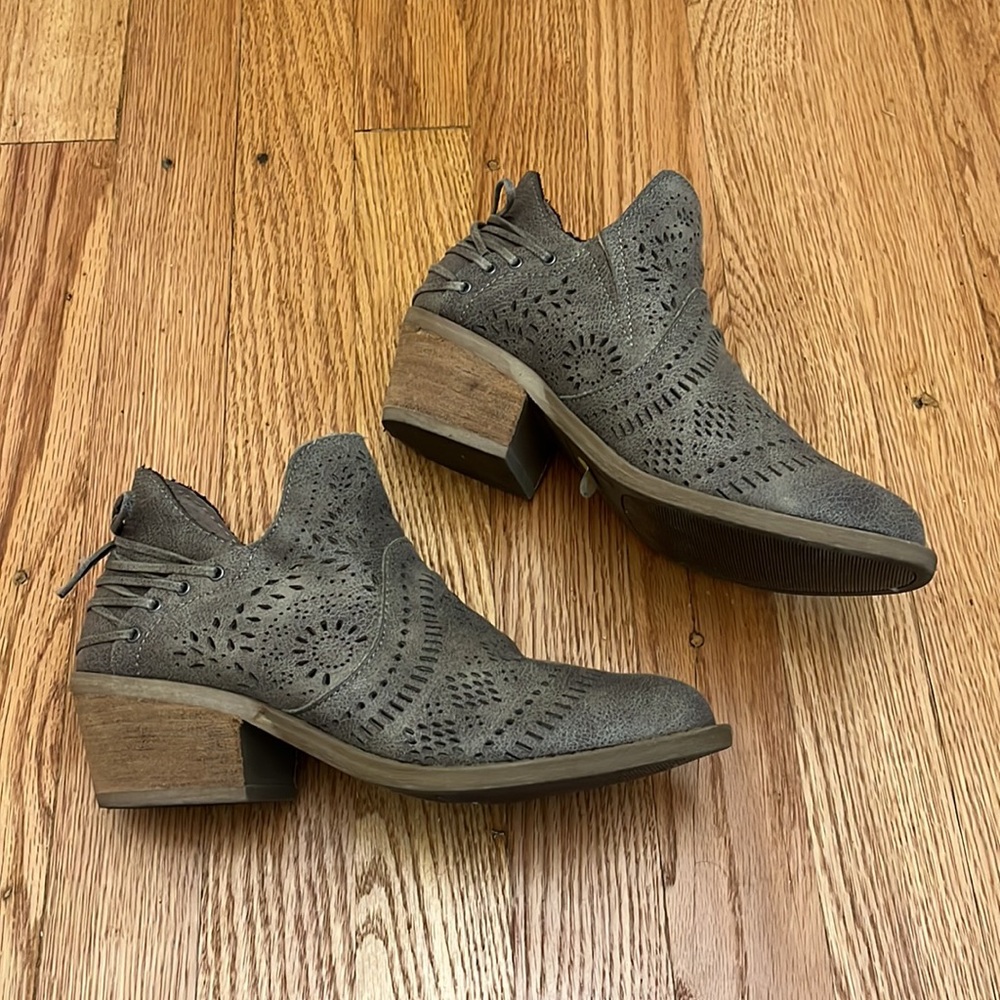 FRANCESCAS Ankle Boots